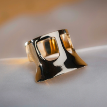 Cloisters Ring