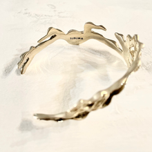 Smoke Billow Bicep Cuff